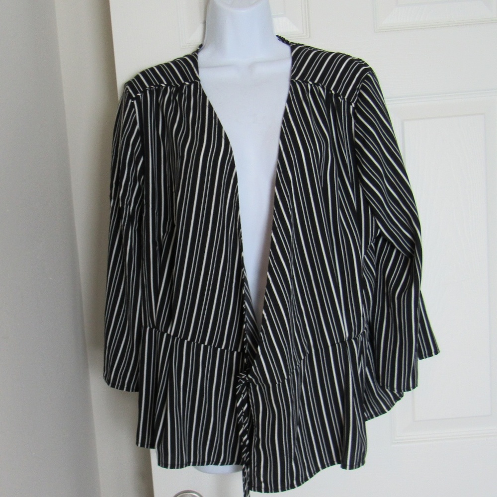 Black Tie up Front Striped Black/White Blouse XXL